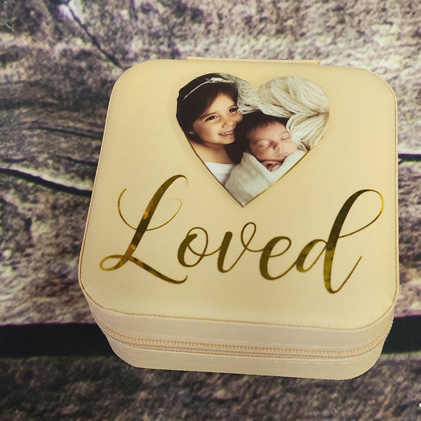 jewelry box with picture on heart